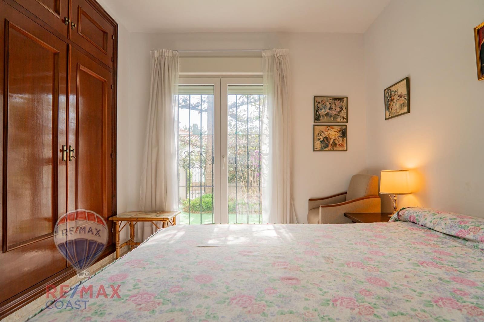 4 sypialnia Willa na sprzedaż w Torrox-Costa z garażem - 745 000 € (Ref: 8636551)