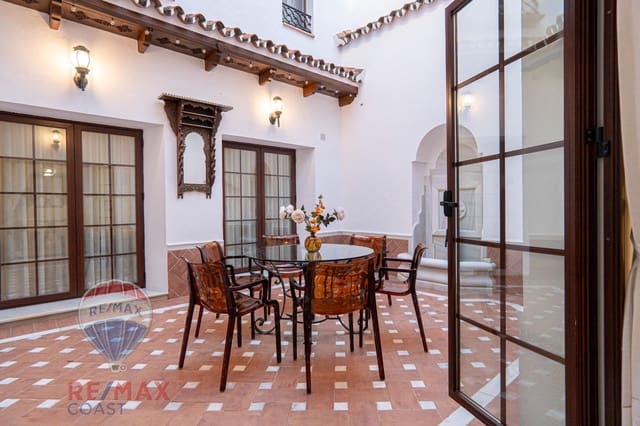 5 slaapkamer Huis te koop in Fuengirola - € 1.100.000 (Ref: 8752532)