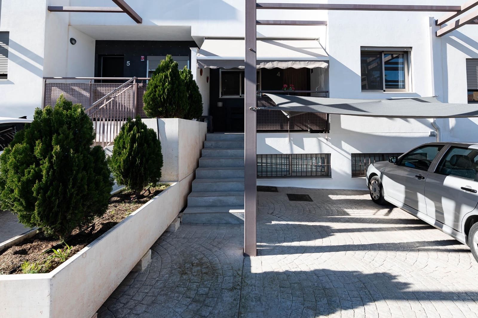 4 quarto Moradia em Banda para arrendar em Pinos de Alhaurin com piscina - 1 900 € (Ref: 8770854)