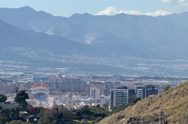 Byggetomt til salgs i El Limonar, Málaga by - € 424 200 (Ref: 8789546)