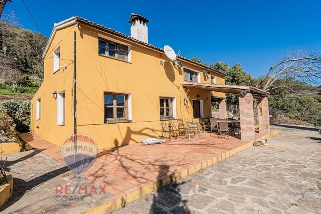 5 bedroom Finca/Country House for sale in Jubrique with pool - € 1,180,000 (Ref: 8802085)