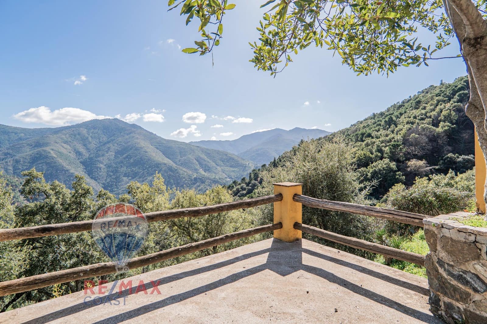 5 soveværelse Finca/Landehus til salg i Jubrique med swimmingpool - € 1.180.000 (Ref: 8802085)