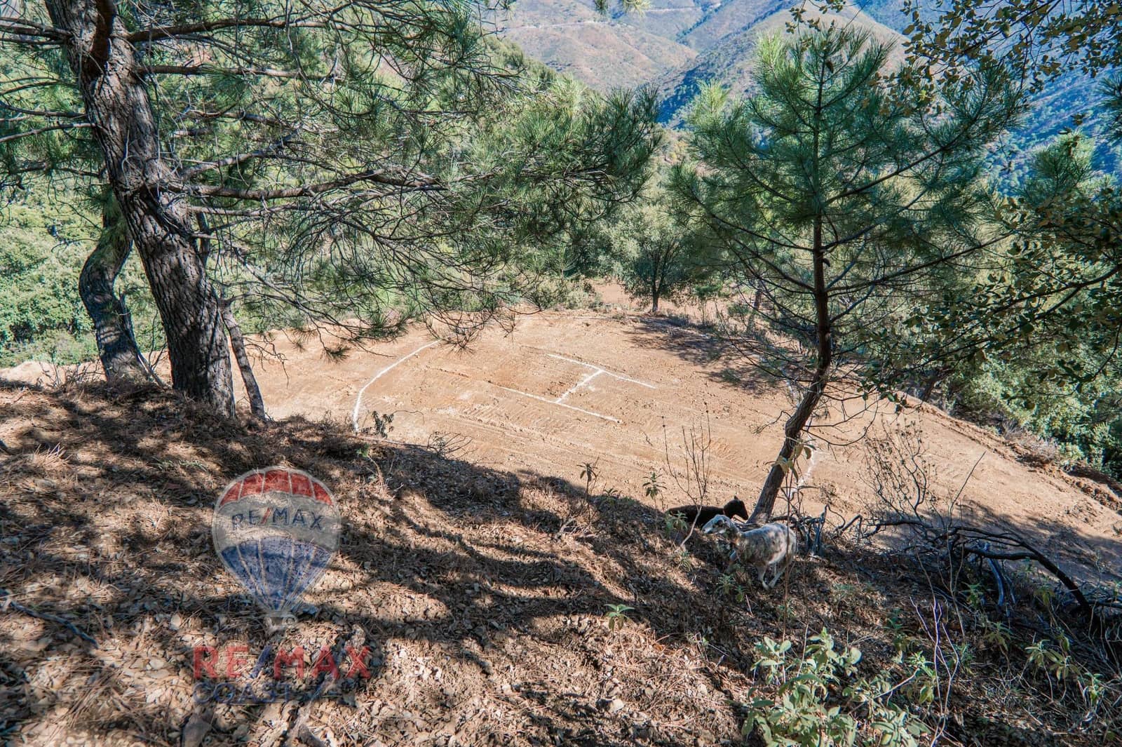 5 soveværelse Finca/Landehus til salg i Jubrique med swimmingpool - € 1.180.000 (Ref: 8802085)