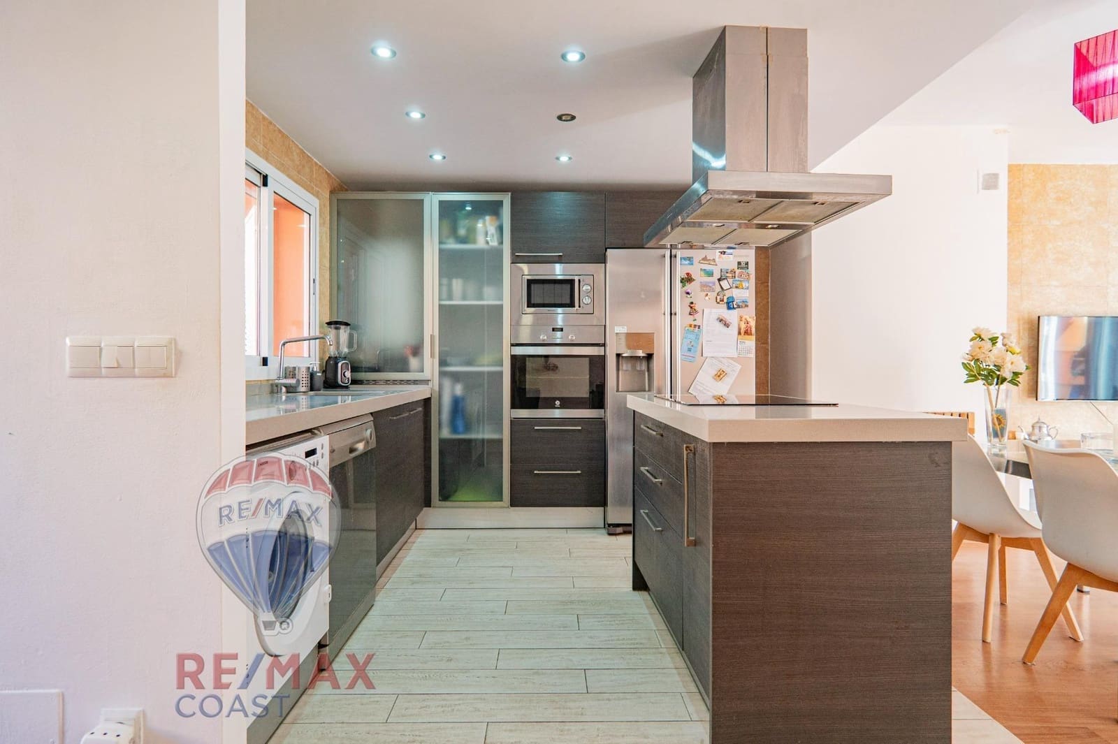 3 soveværelse Rækkehus til salg i Benajarafe med swimmingpool - € 360.000 (Ref: 8905545)