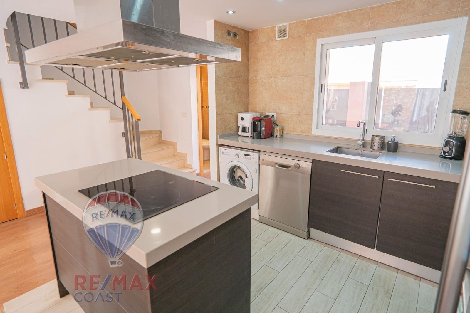 3 soveværelse Rækkehus til salg i Benajarafe med swimmingpool - € 360.000 (Ref: 8905545)