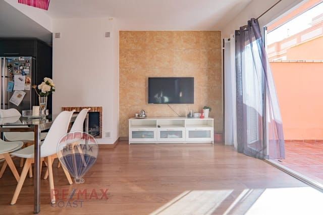3 sypialnia Dom szeregowy na sprzedaż w Benajarafe, Vélez-Málaga z basenem - 360 000 € (Ref: 8905545)