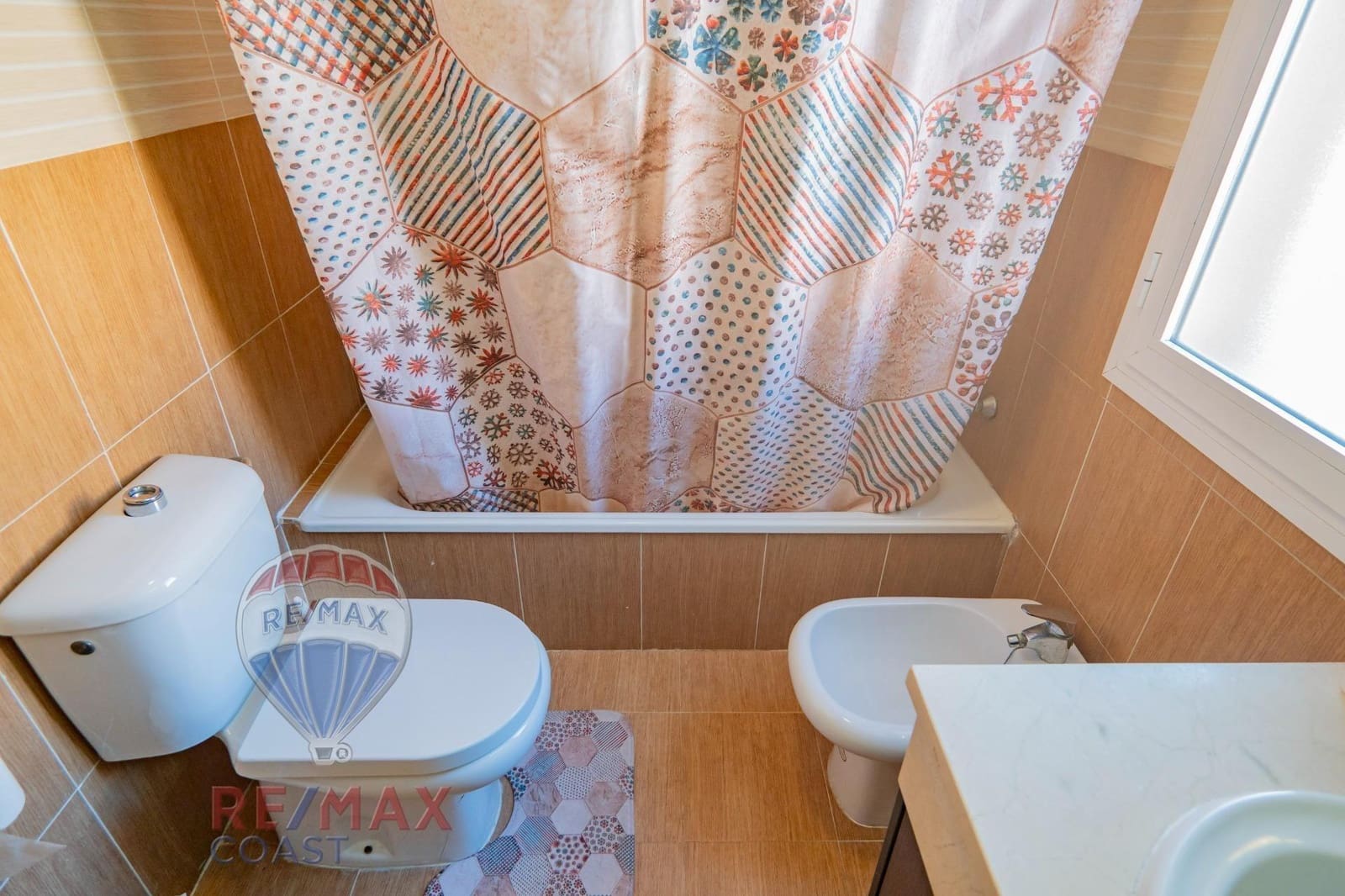 3 soveværelse Rækkehus til salg i Benajarafe med swimmingpool - € 360.000 (Ref: 8905545)