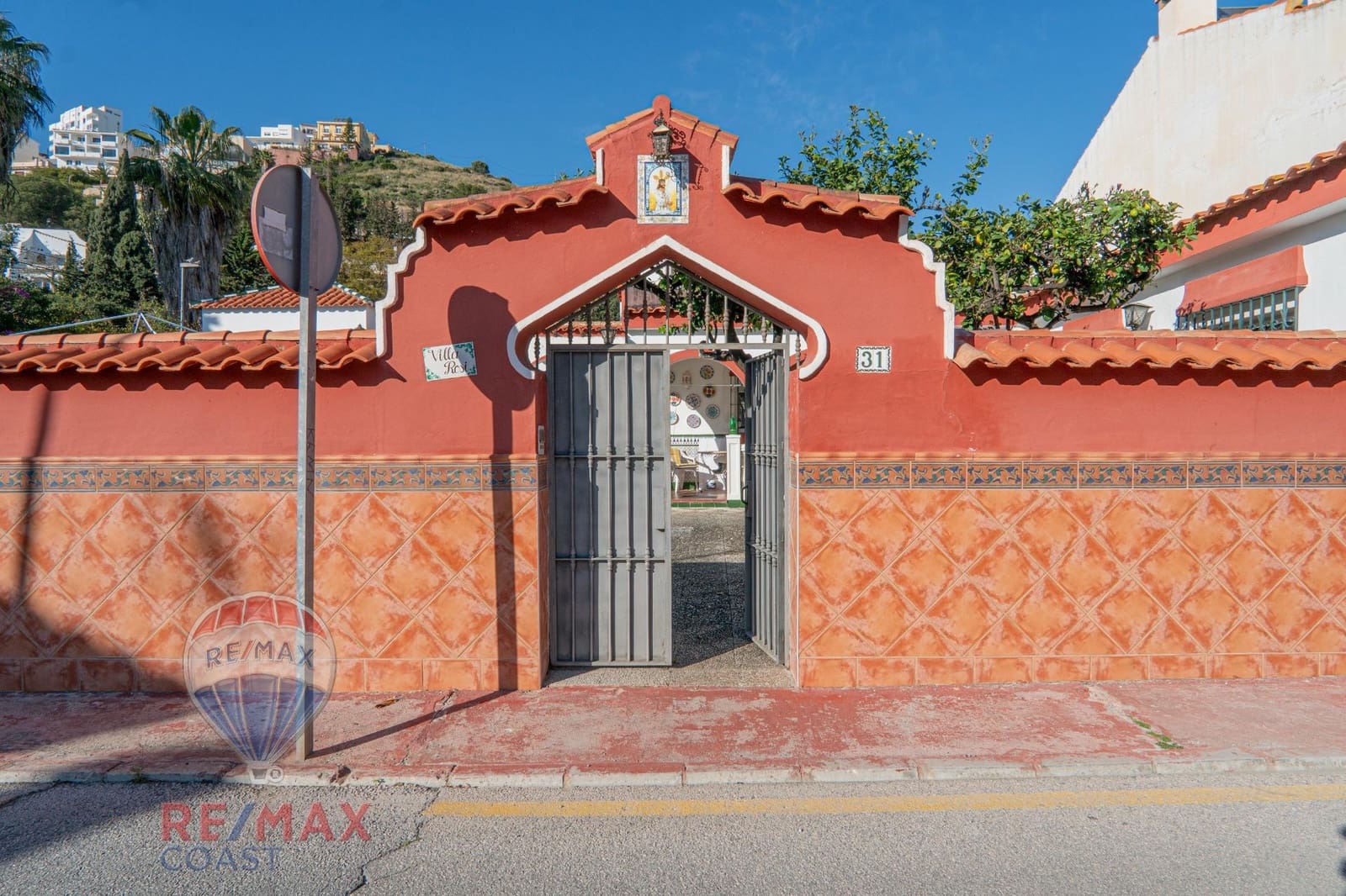 3 slaapkamer Villa te koop in Rincon de la Victoria met zwembad garage - € 875.000 (Ref: 8905546)