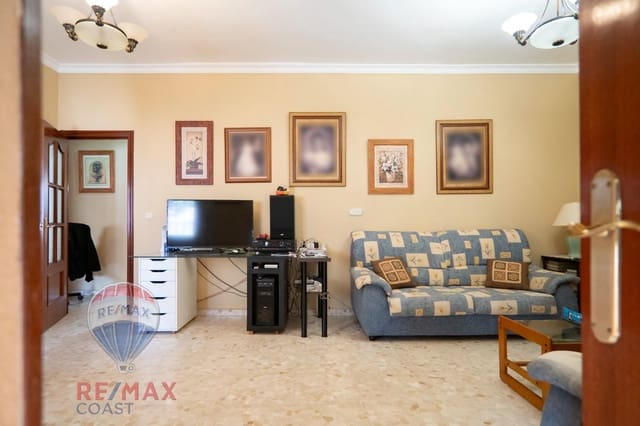 3 slaapkamer Villa te koop in Rincón de la Victoria met zwembad garage - € 875.000 (Ref: 8905546)