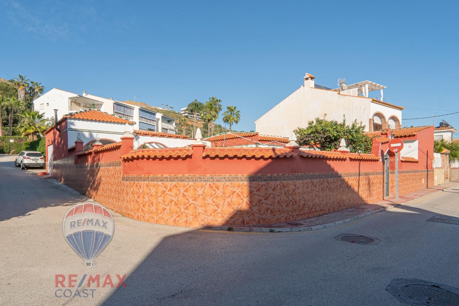 3 slaapkamer Villa te koop in Rincon de la Victoria met zwembad garage - € 875.000 (Ref: 8905546)