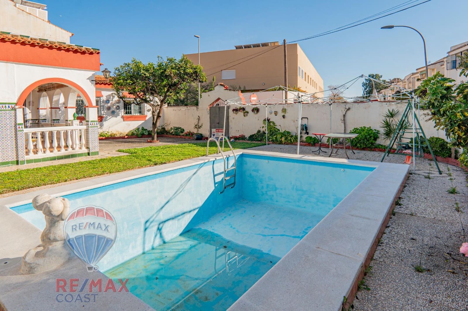 3 slaapkamer Villa te koop in Rincon de la Victoria met zwembad garage - € 875.000 (Ref: 8905546)