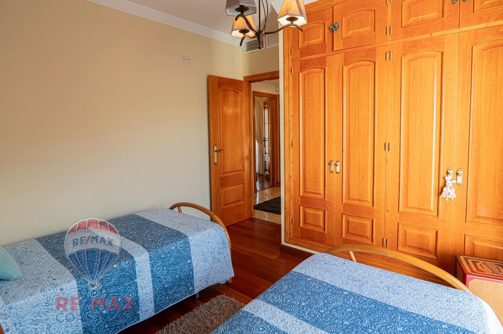 5 soverom Villa til salgs i Cartama med garasje - € 489 000 (Ref: 8905547)