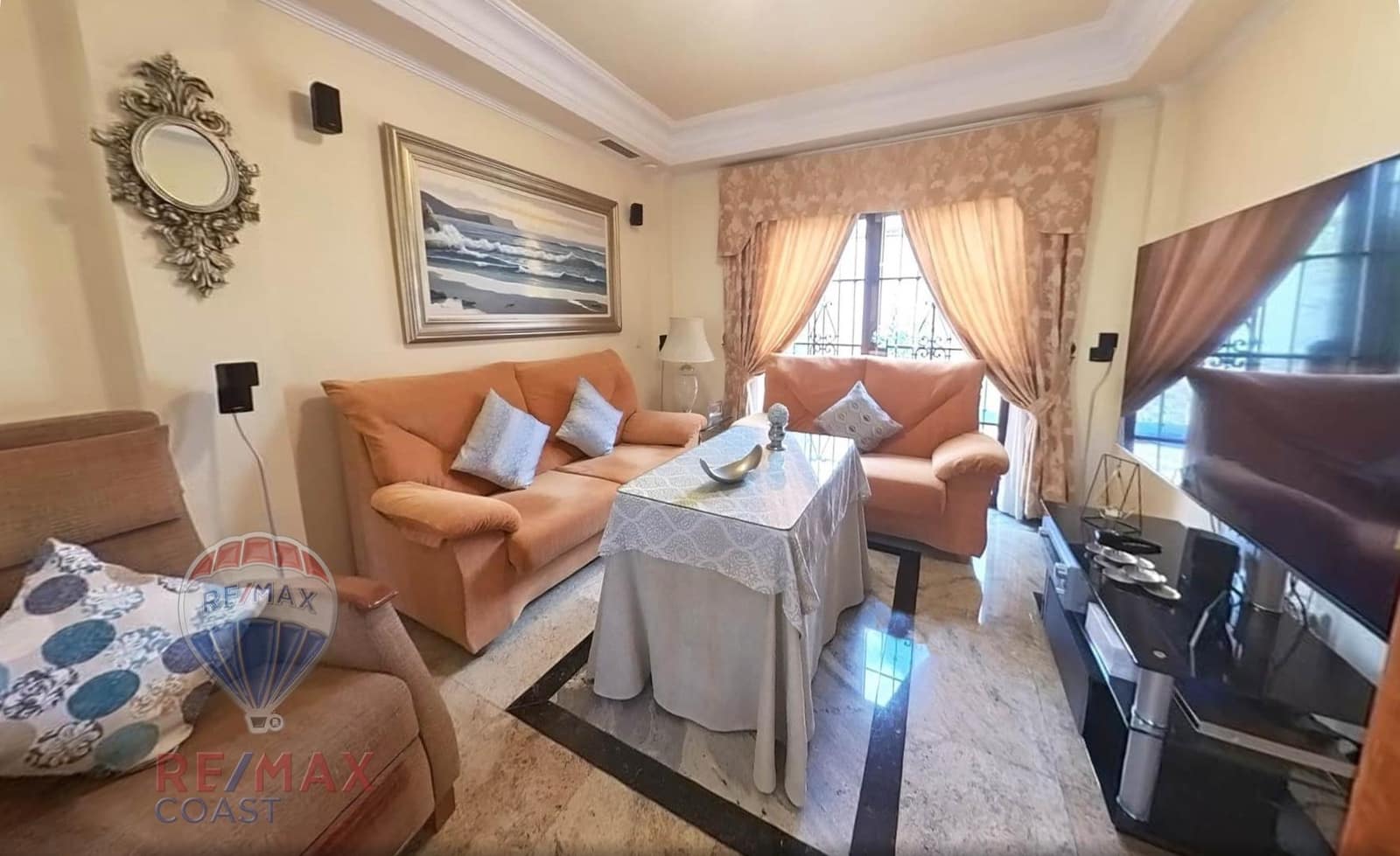 5 bedroom Villa for sale in Cartama with garage - € 489,000 (Ref: 8905547)