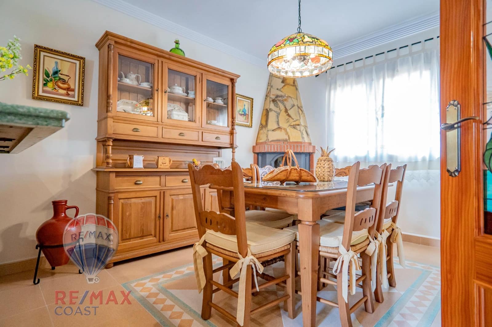 5 bedroom Villa for sale in Cartama with garage - € 489,000 (Ref: 8905547)