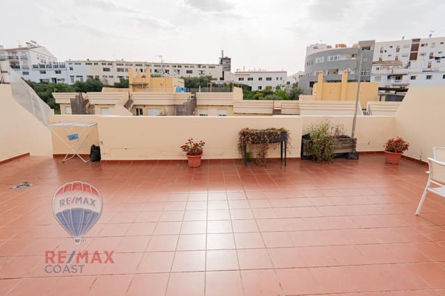 2 soverom Penthouse til salgs i Torrox Pueblo, Torrox med svømmebasseng garasje - € 225 000 (Ref: 8932140)