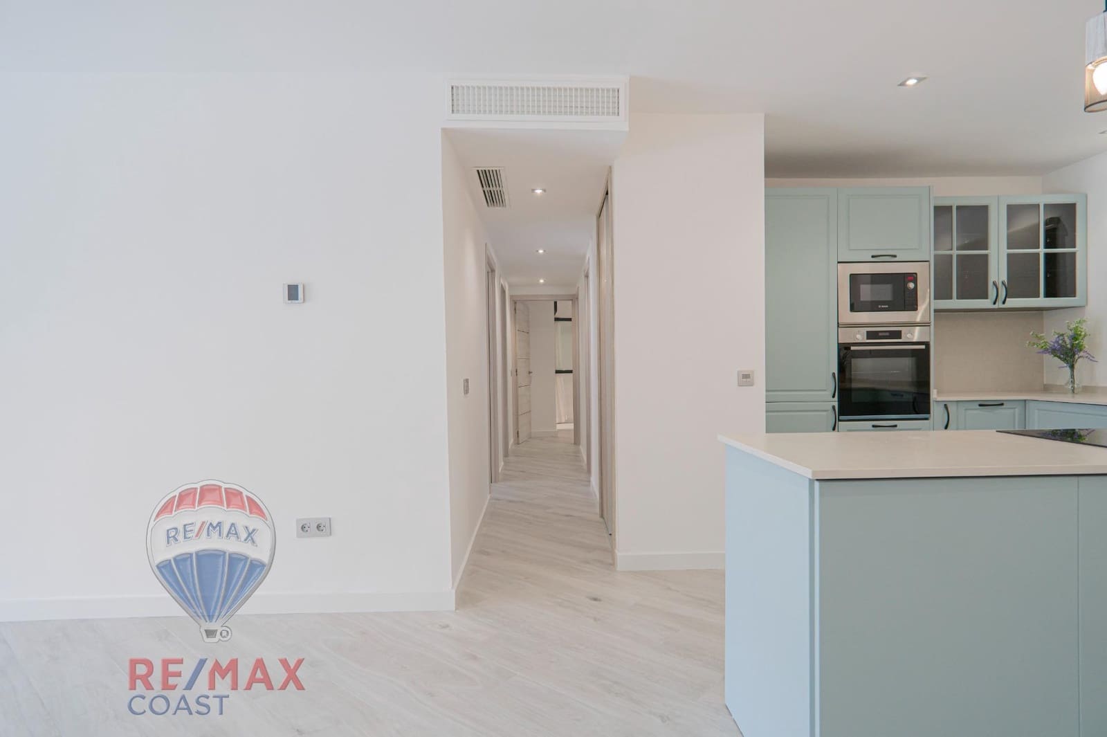 3 bedroom Flat for sale in Malaga city - € 799,000 (Ref: 8960238)