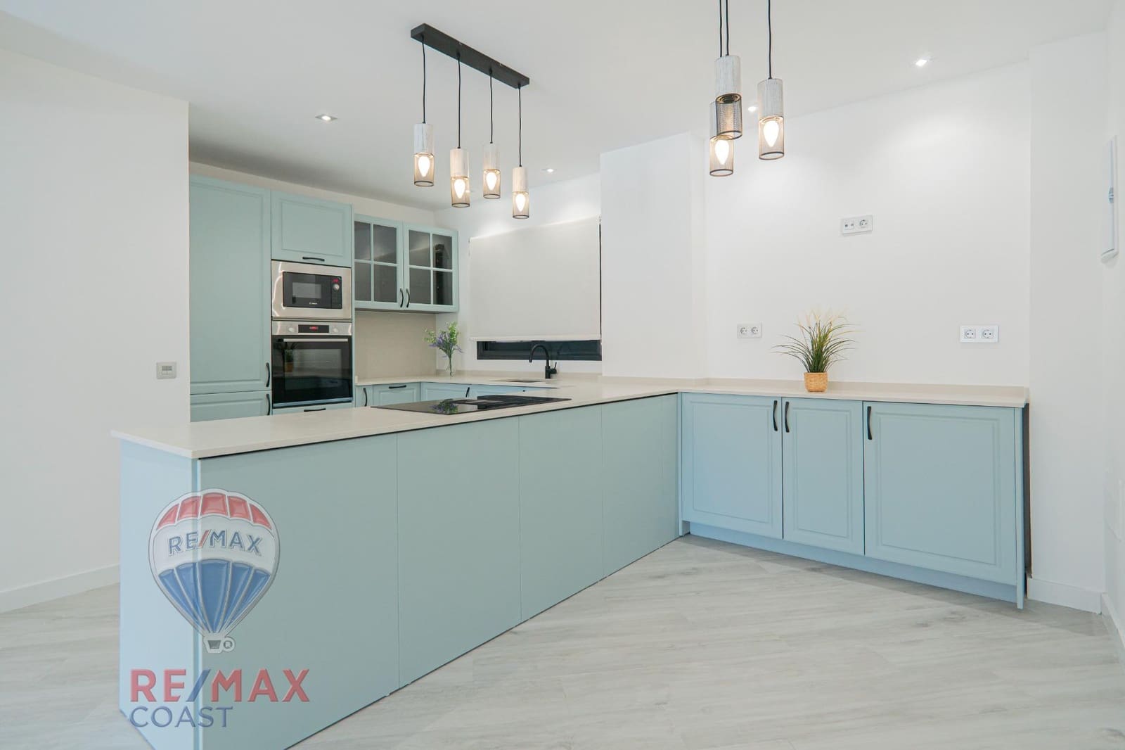 3 bedroom Flat for sale in Malaga city - € 799,000 (Ref: 8960238)