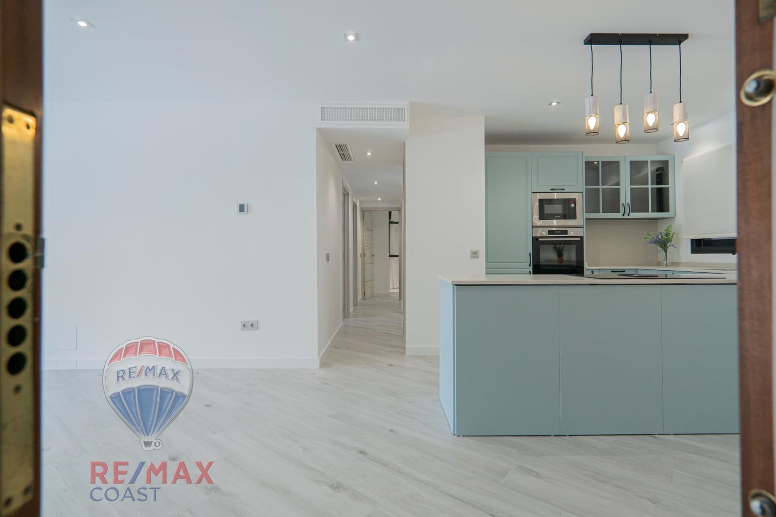 3 bedroom Flat for sale in Malaga city - € 799,000 (Ref: 8960238)