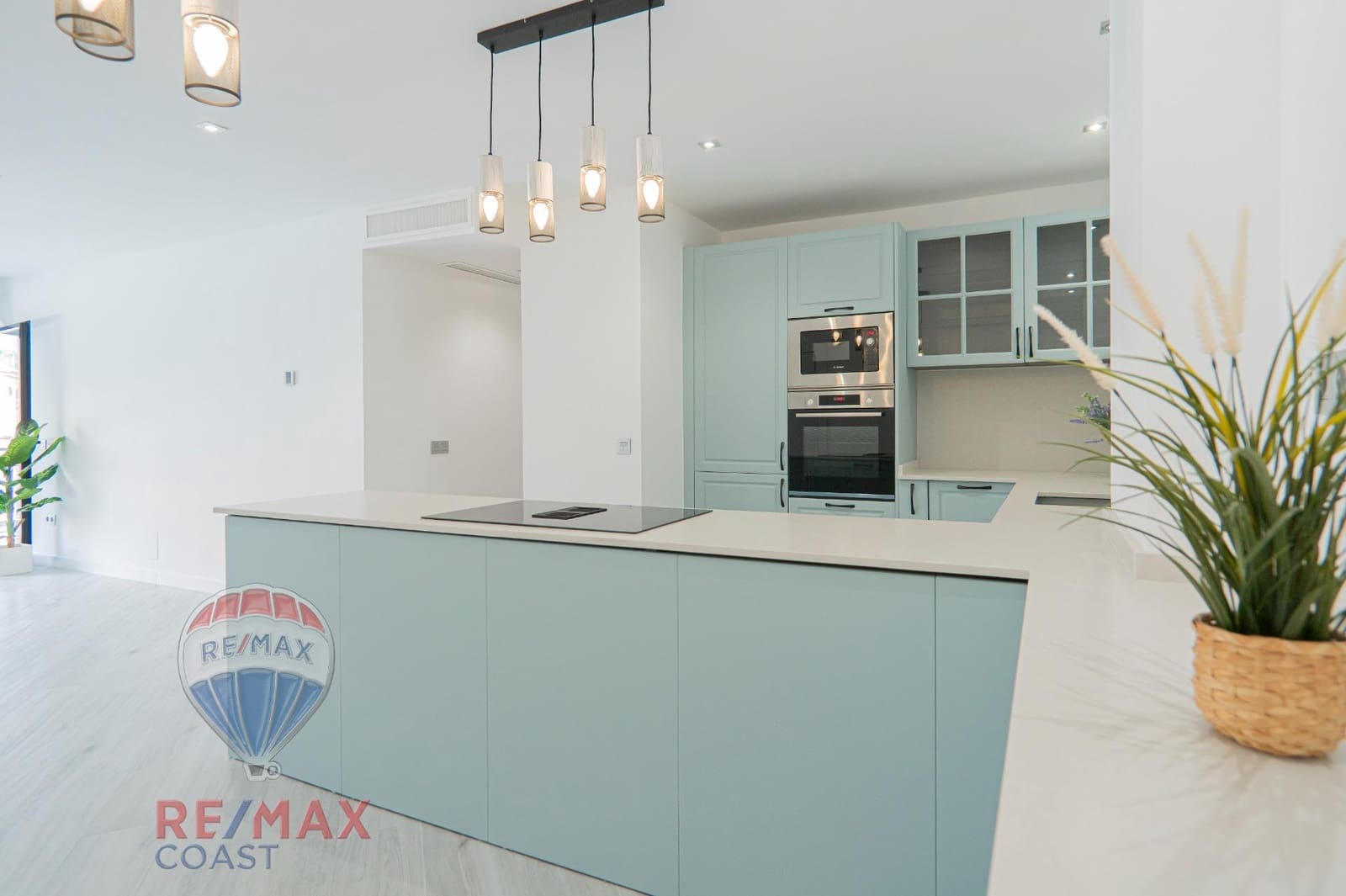 3 bedroom Flat for sale in Malaga city - € 799,000 (Ref: 8960238)