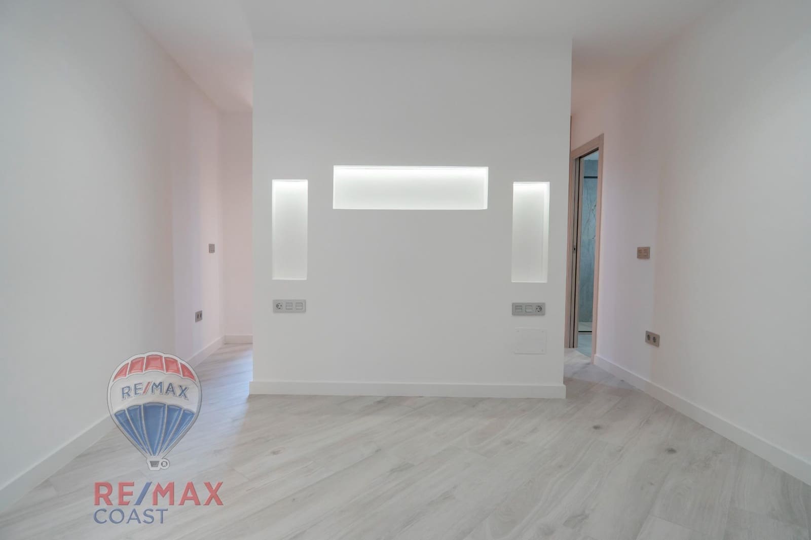 3 bedroom Flat for sale in Malaga city - € 799,000 (Ref: 8960238)