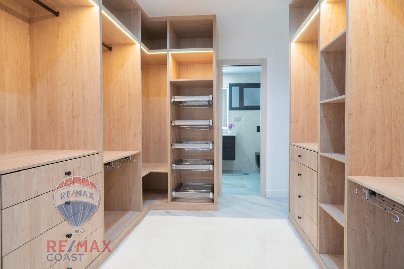 3 bedroom Flat for sale in Malaga city - € 799,000 (Ref: 8960238)