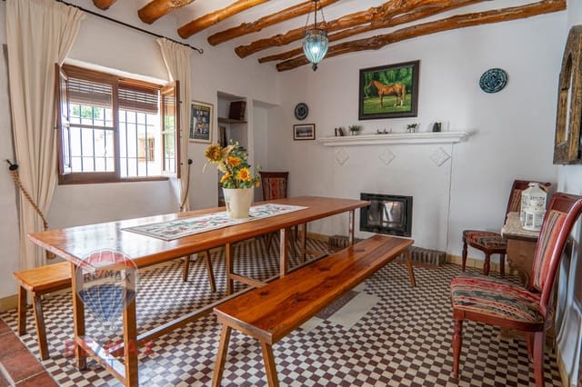 6 soveværelse Finca/Landehus til salg i Archidona - € 489.000 (Ref: 9075230)