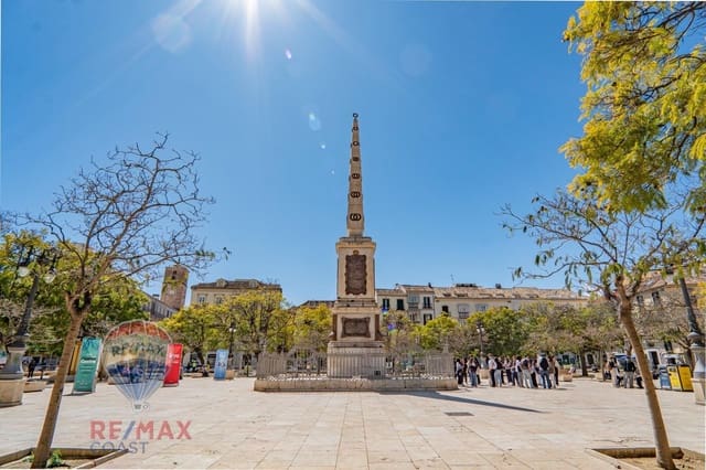1 bedroom Apartment for sale in Centro Historico, Málaga city - € 245,000 (Ref: 9078080)