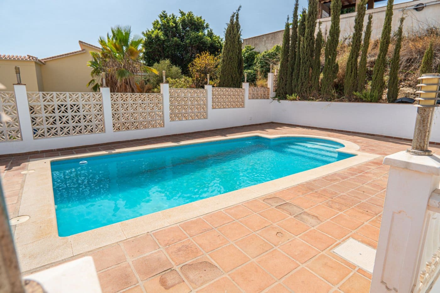 5 soveværelse Villa til salg i Benajarafe med swimmingpool garage - € 625.000 (Ref: 9107167)