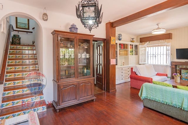 4 soverom Hus til salgs i El Palo, Málaga by - € 796 784 (Ref: 9110447)
