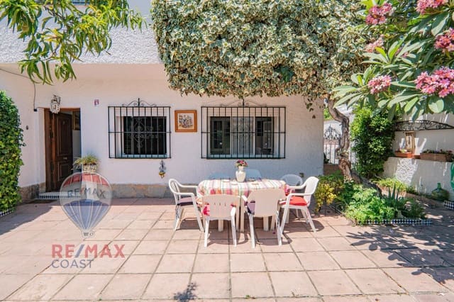 4 soverom Hus til salgs i El Palo, Málaga by - € 796 784 (Ref: 9110447)