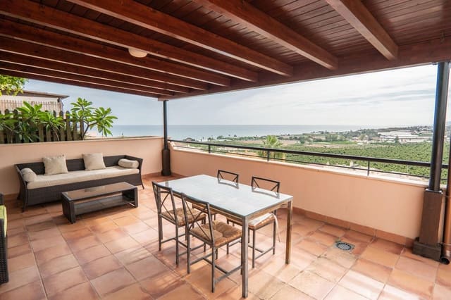 2 makuuhuone Kattohuoneisto vuokrattavana paikassa Almayate, Vélez-Málaga mukana uima-altaan 
autotalli - 950 € (Ref: 9116256)