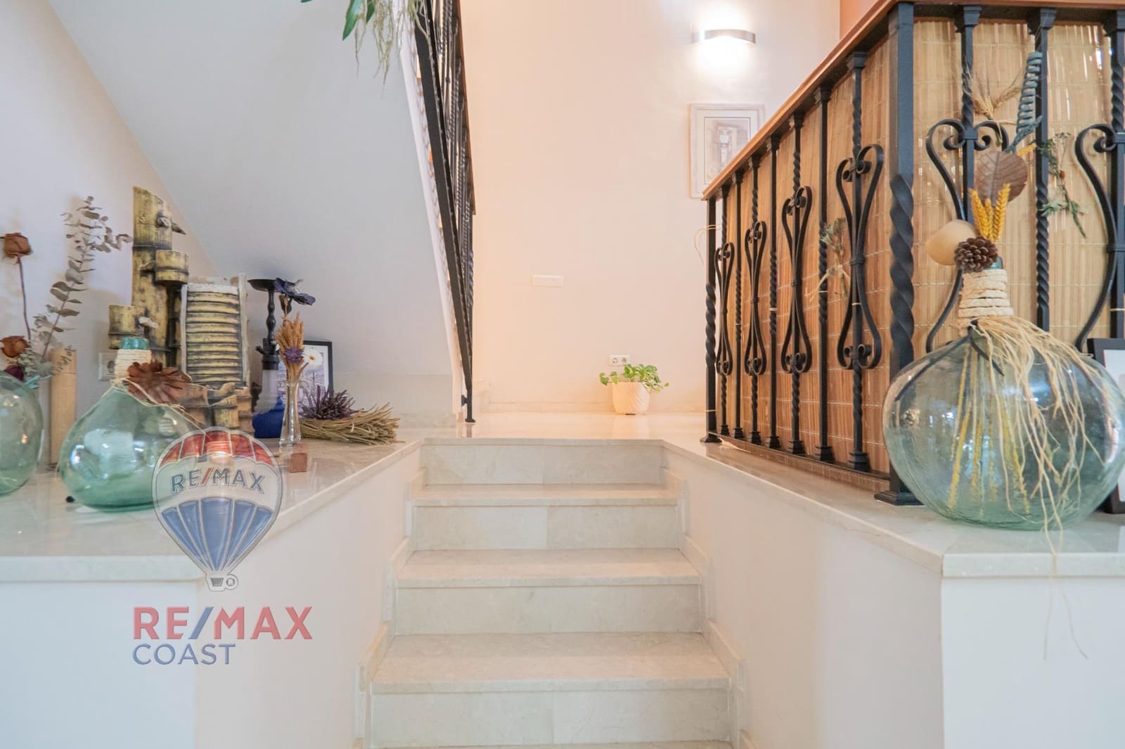 4 sypialnia Willa na sprzedaż w Casabermeja z garażem - 689 000 € (Ref: 9126858)