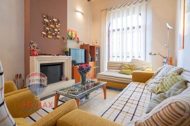 4 soverom Villa til salgs i Casabermeja med garasje - € 675 000 (Ref: 9126858)