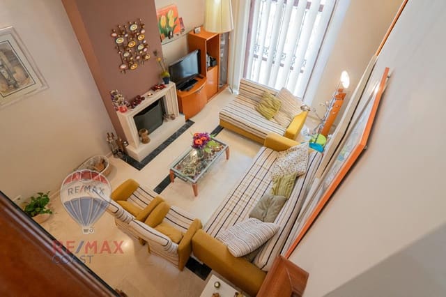 Chalet de 4 habitaciones en Casabermeja en venta con garaje - 669.000 € (Ref: 9126858)