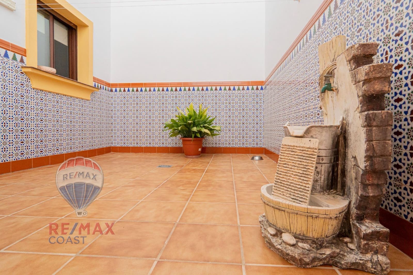 4 soverom Villa til salgs i Casabermeja med garasje - € 669 000 (Ref: 9126858)