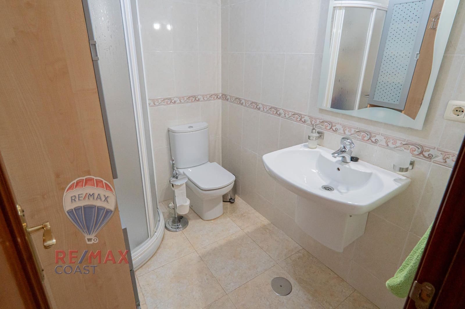 4 bedroom Villa for sale in Casabermeja with garage - € 659,000 (Ref: 9126858)