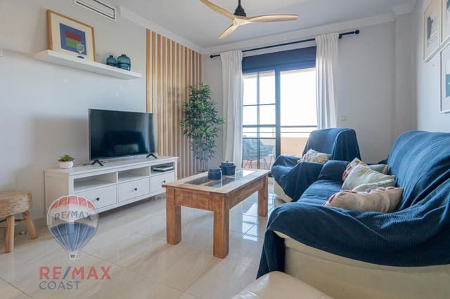 2 bedroom Penthouse for rent in Almayate, Vélez-Málaga with pool garage - € 950 (Ref: 9130366)