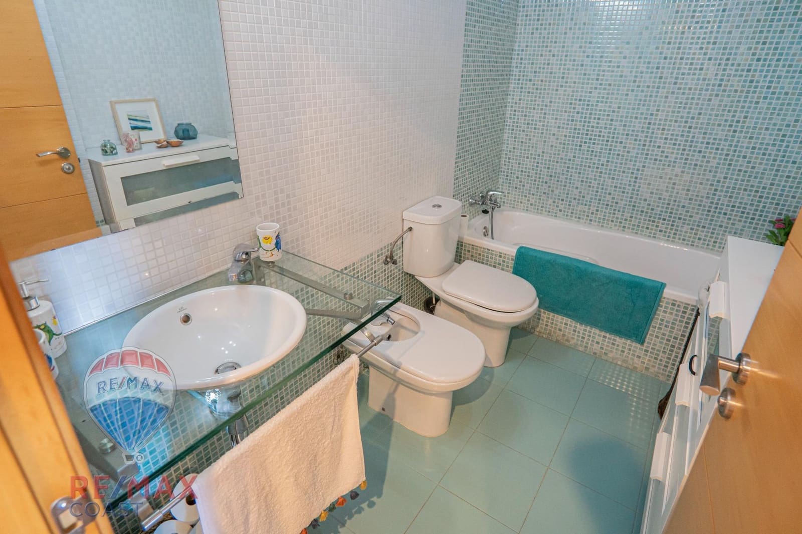 2 bedroom Penthouse for rent in Almayate with pool garage - € 950 (Ref: 9130366)