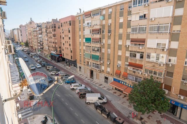 3 soverom Leilighet til salgs i El Torcal, Málaga by - € 329 000 (Ref: 9161157)