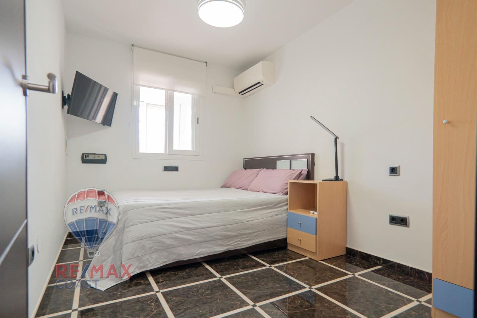 3 soveværelse Lejlighed til salg i Malaga by med swimmingpool garage - € 419.000 (Ref: 9165905)