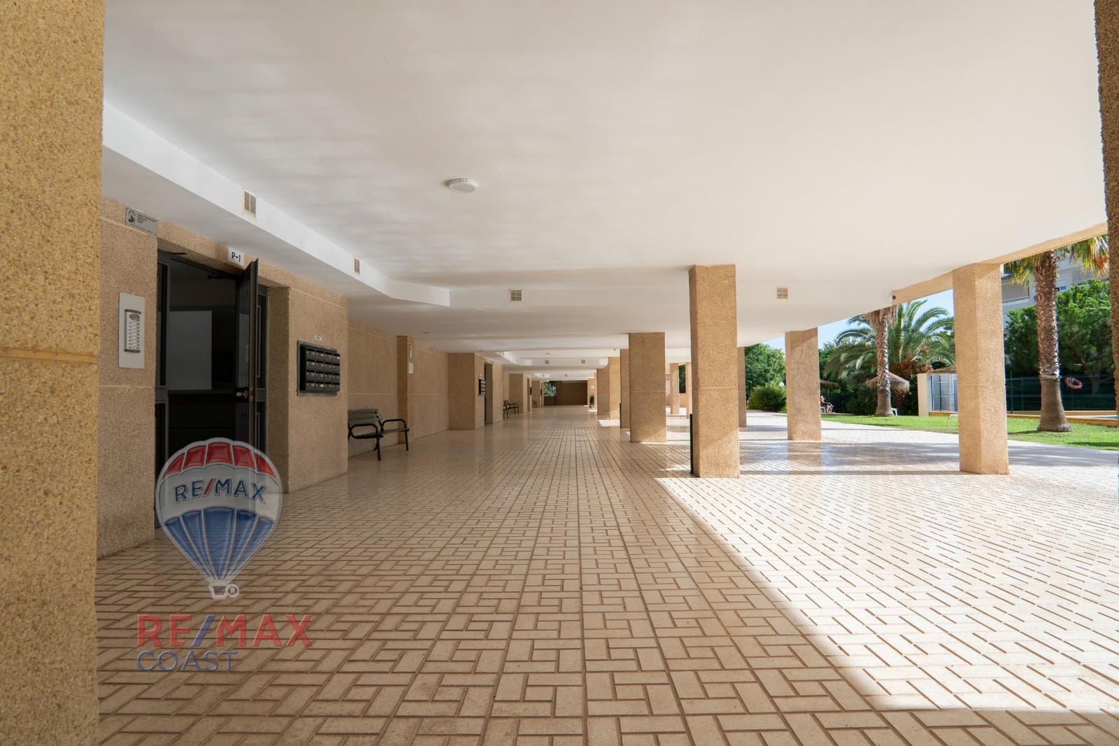 3 soveværelse Lejlighed til salg i Malaga by med swimmingpool garage - € 419.000 (Ref: 9165905)