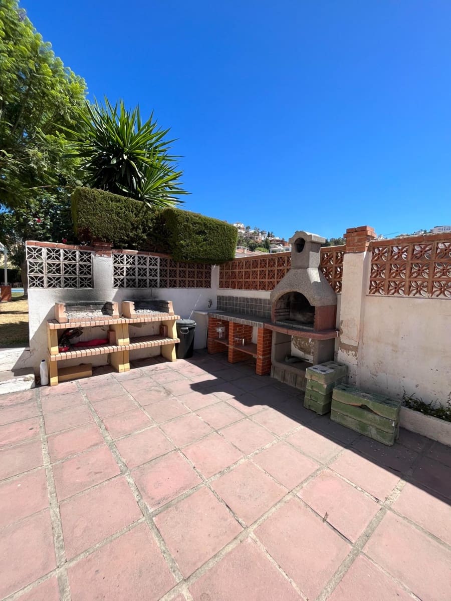 3 soveværelse Lejlighed til leje i Rincon de la Victoria med swimmingpool - € 1.150 (Ref: 9188583)