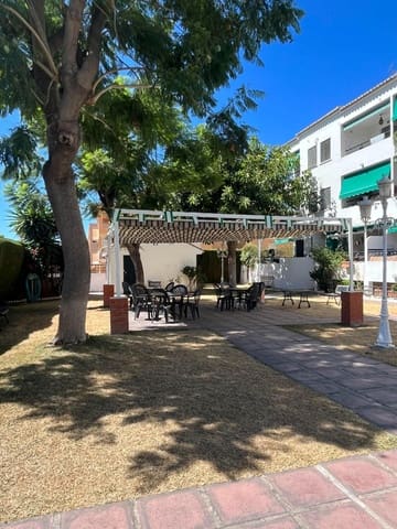 3 bedroom Flat for rent in Rincón de la Victoria with pool - € 1,150 (Ref: 9188583)