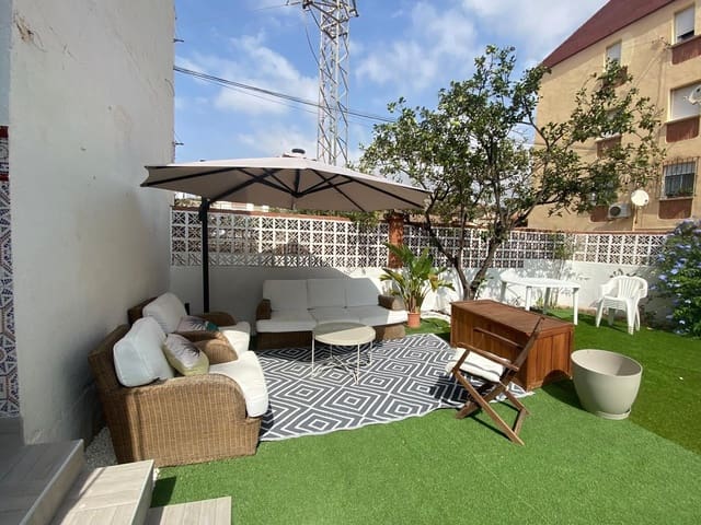 3 bedroom Flat for rent in Rincón de la Victoria with pool - € 1,150 (Ref: 9188583)