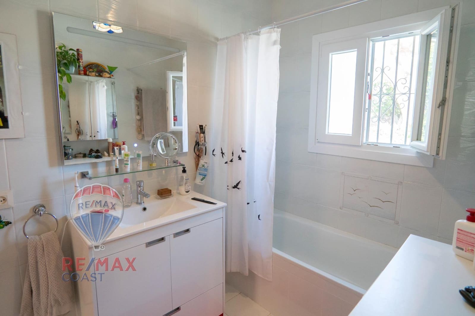 5 quarto Moradia para venda em Pinos de Alhaurin com piscina - 595 000 € (Ref: 9217610)