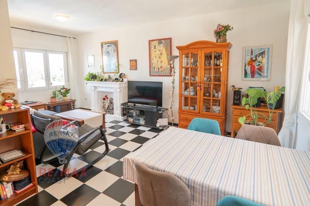 5 sypialnia Willa na sprzedaż w Pinos de Alhaurin, Alhaurín de la Torre z basenem - 595 000 € (Ref: 9217610)