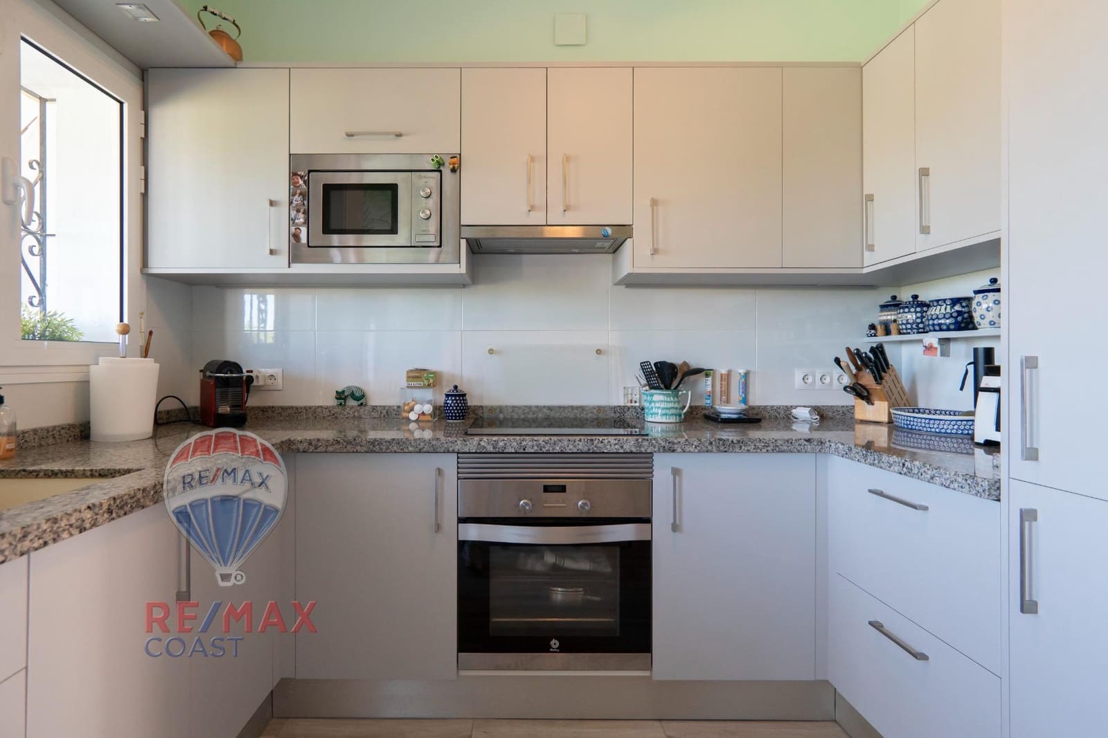 5 sypialnia Willa na sprzedaż w Pinos de Alhaurin z basenem - 580 000 € (Ref: 9217610)