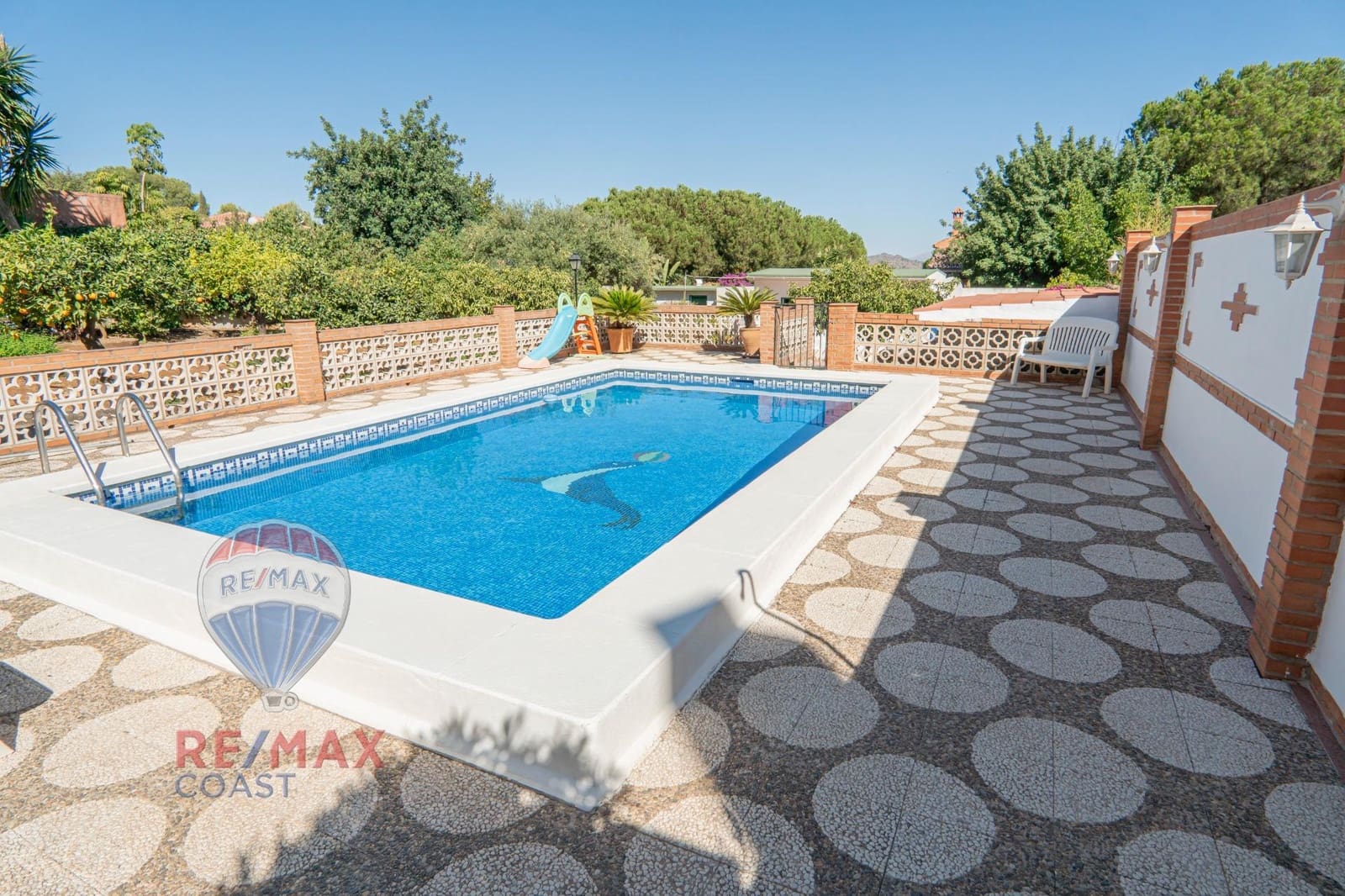 5 sypialnia Willa na sprzedaż w Pinos de Alhaurin z basenem - 580 000 € (Ref: 9217610)