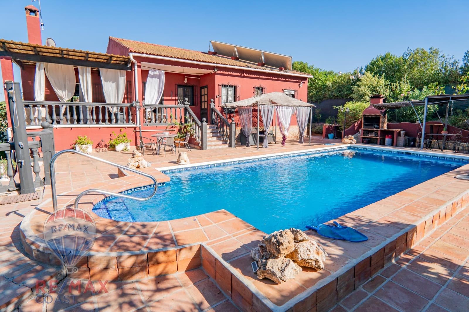 Chalet de 3 habitaciones en Coín en venta con piscina garaje - 478.000 € (Ref: 9220131)