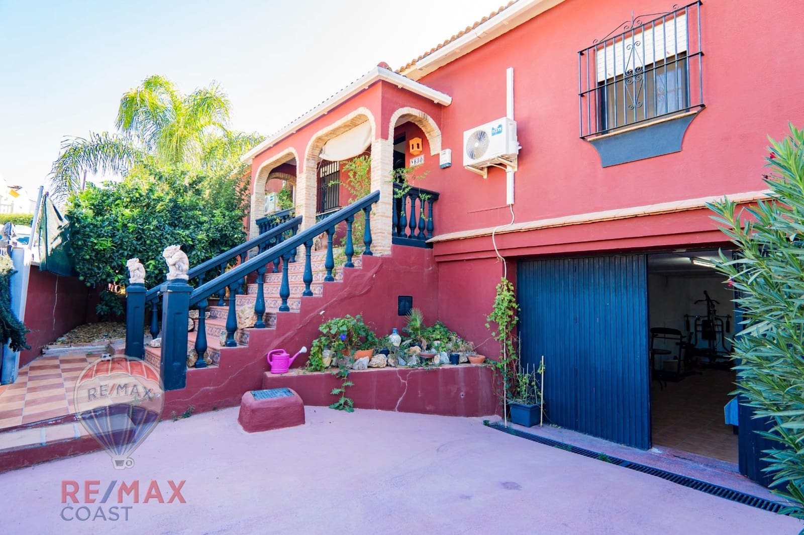 Chalet de 3 habitaciones en Coín en venta con piscina garaje - 478.000 € (Ref: 9220131)